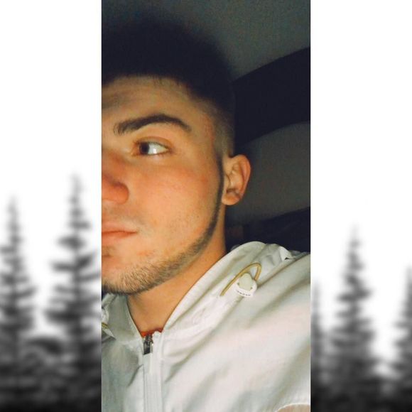 Meet your Posher, Matthew - Picture 1 of 1